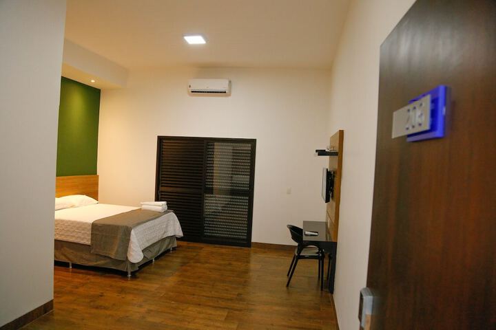 Room 5 of 58