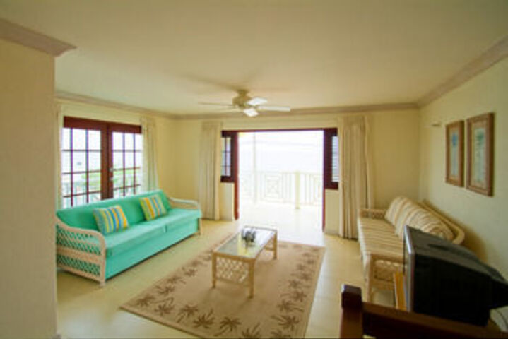Room 8 of 10