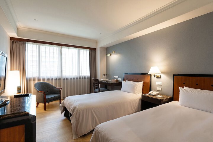 Room 30 of 64
