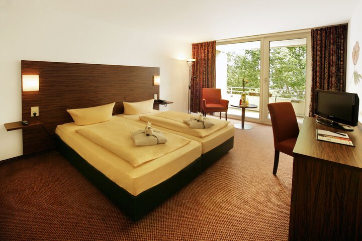 Room 15 of 70
