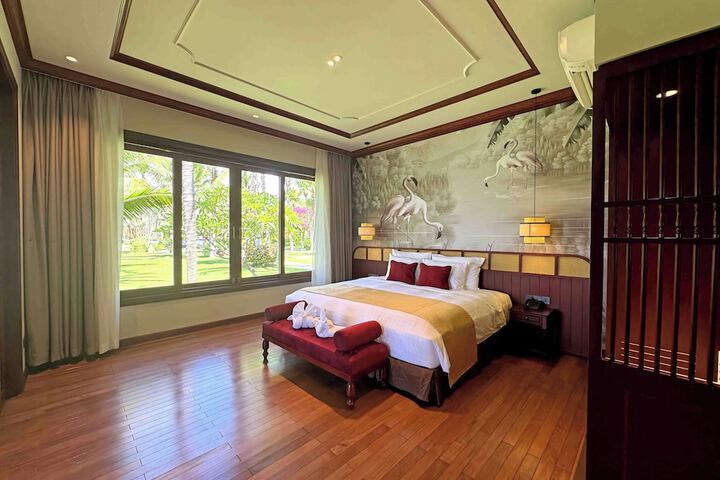 Room 47 of 143