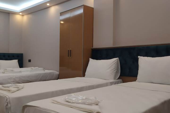 Room 48 of 111