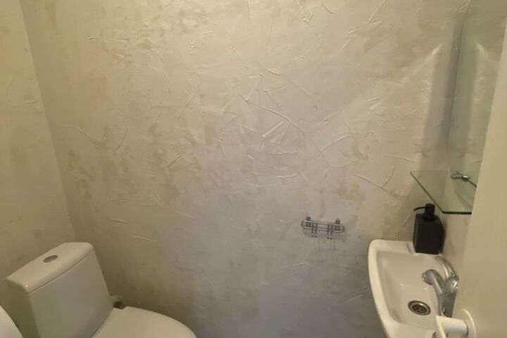 Room 253 of 272