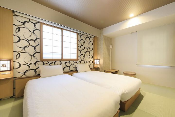 Room 18 of 57