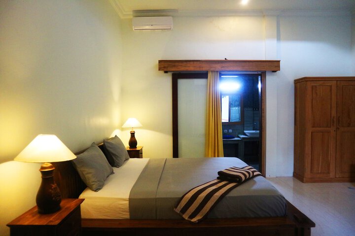 Room 16 of 50