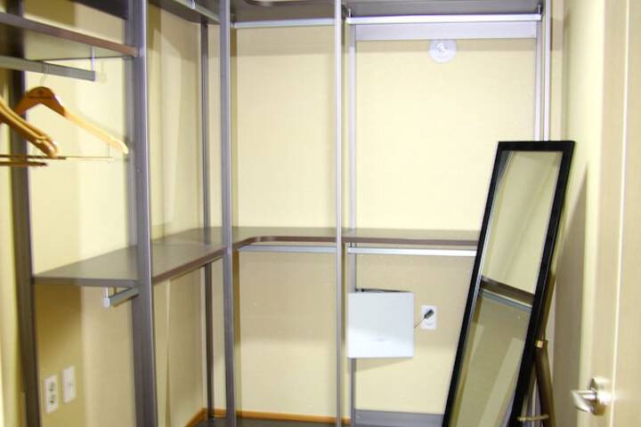 Room 26 of 63