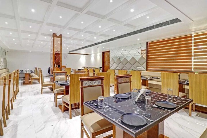 Dining 6 of 6