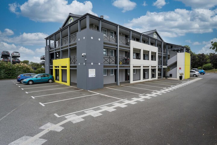 Hotel Exterior