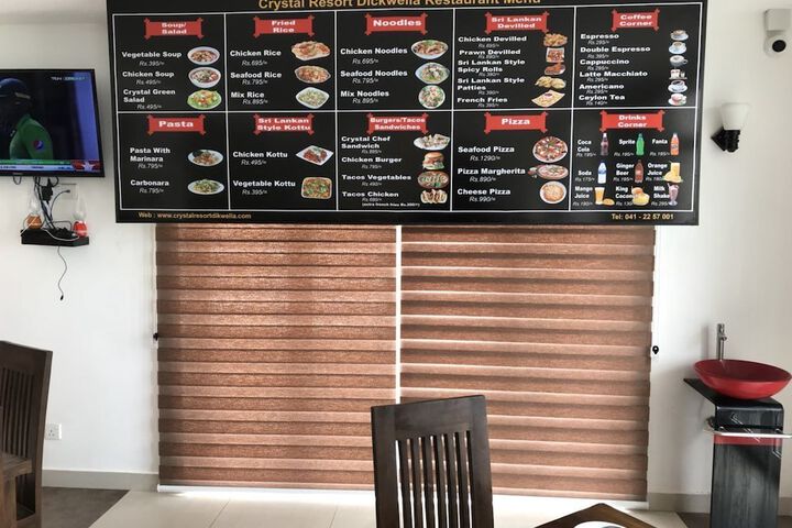 Dining 39 of 74