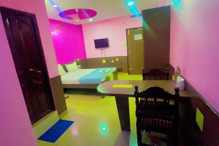Room 14 of 35