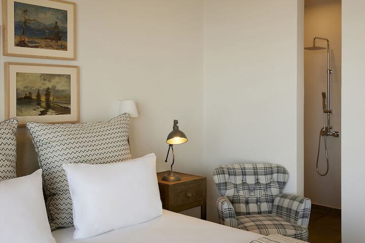 Room 36 of 231