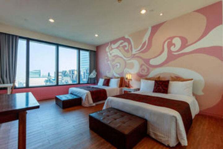 Room 43 of 89