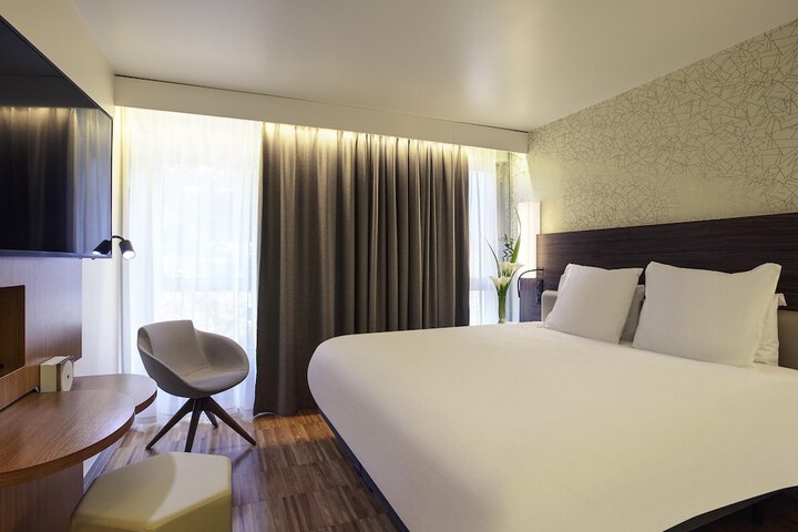 Hotel 48 of 52