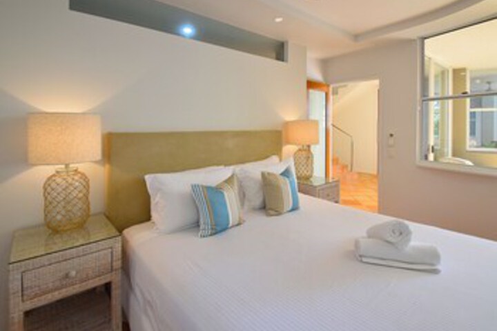 Room 4 of 54