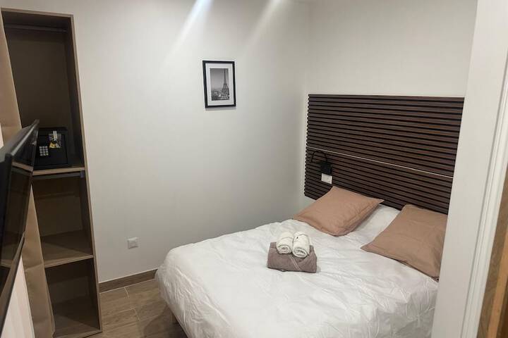 Room 7 of 22