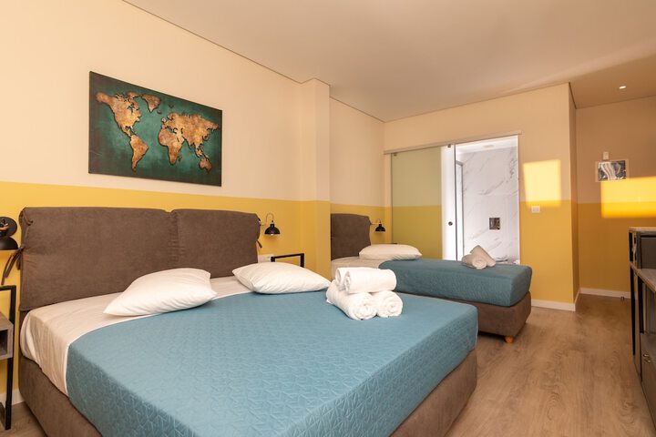 Room 15 of 48