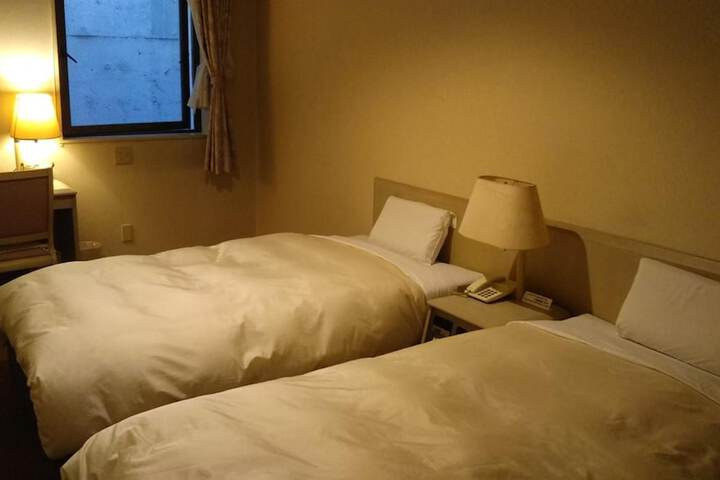 Room 12 of 45
