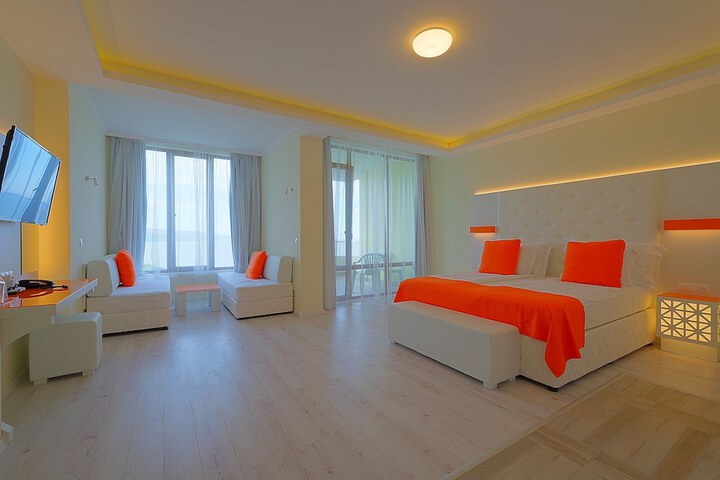 Room 20 of 48