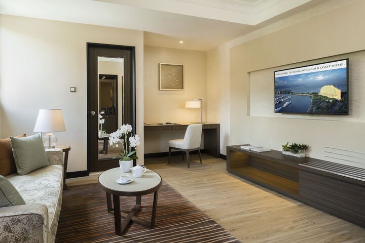 Room 14 of 66