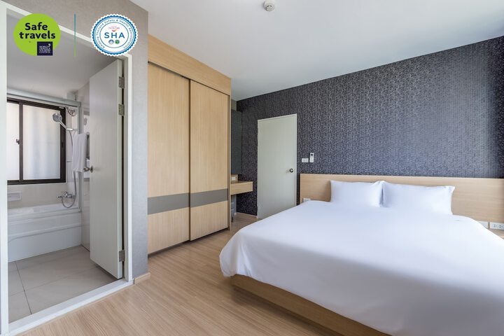 Room 9 of 44