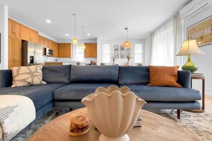 Kalo Homes - Coastal island haven