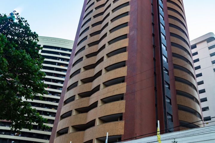Hotel 77 of 79