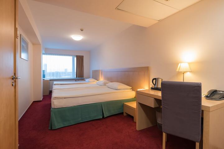 Room 8 of 58