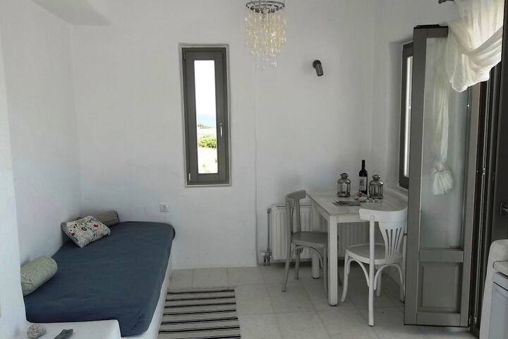 Room 8 of 23