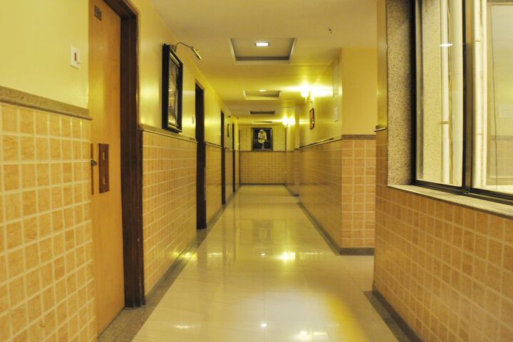Hotel Interior 6 of 18