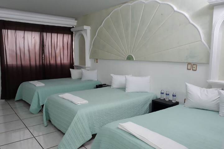 Room 4 of 30
