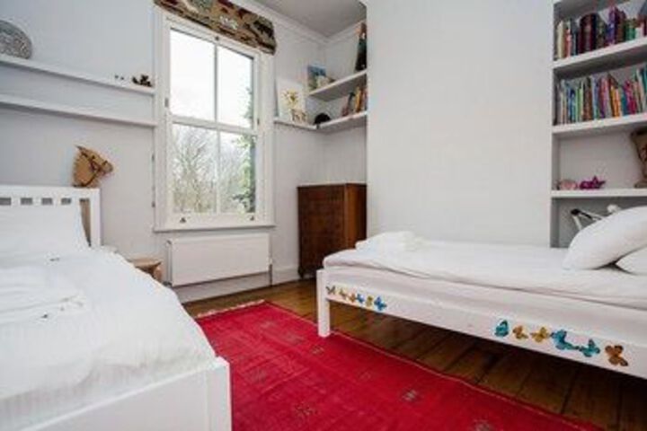 Room 30 of 71