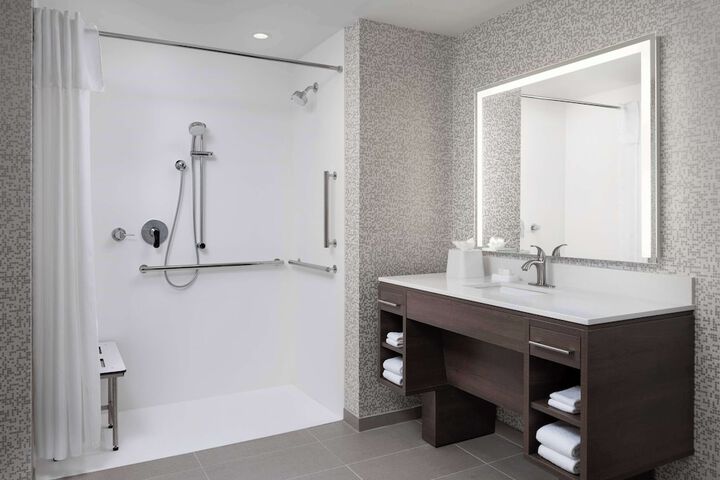 Bathroom shower