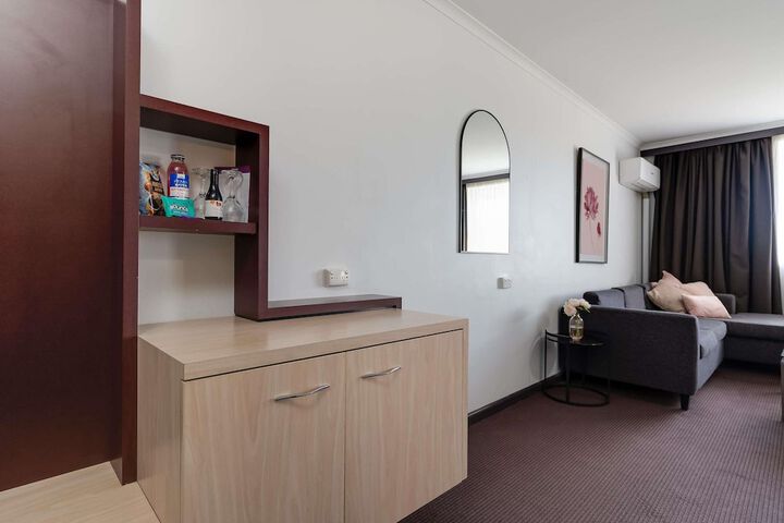 Room 47 of 125