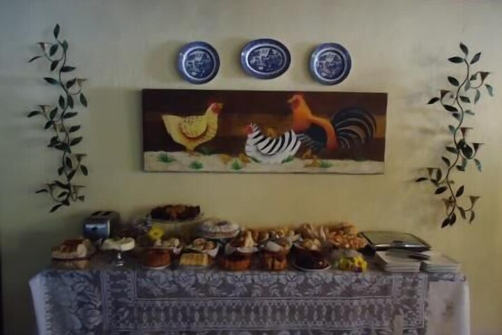 Breakfast/Coffee Service 39 of 55