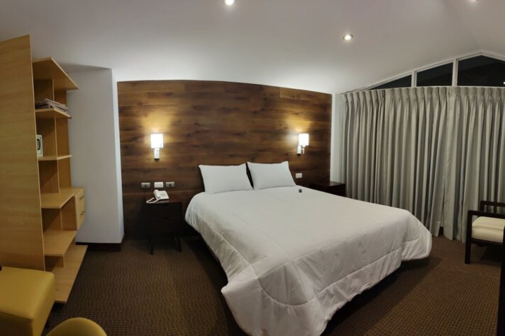 Room 13 of 39