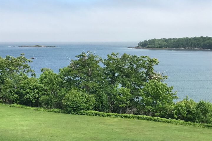 Ledges by the Bay