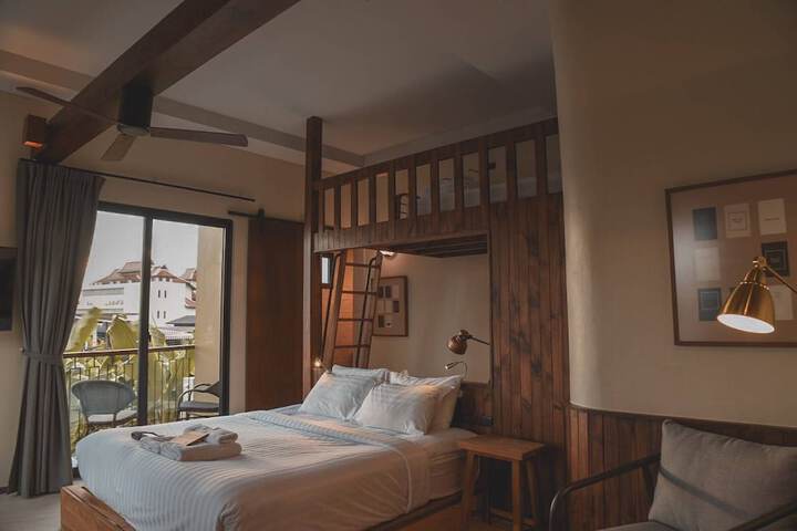 Room 10 of 72
