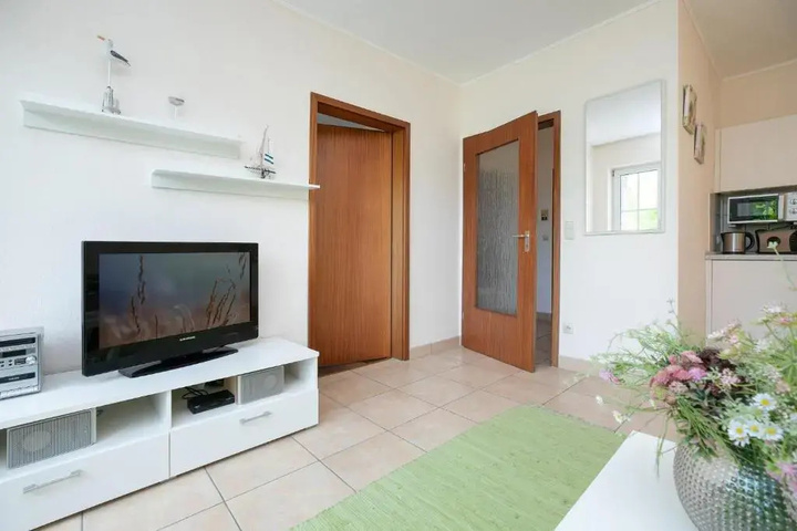 Room 5 of 17