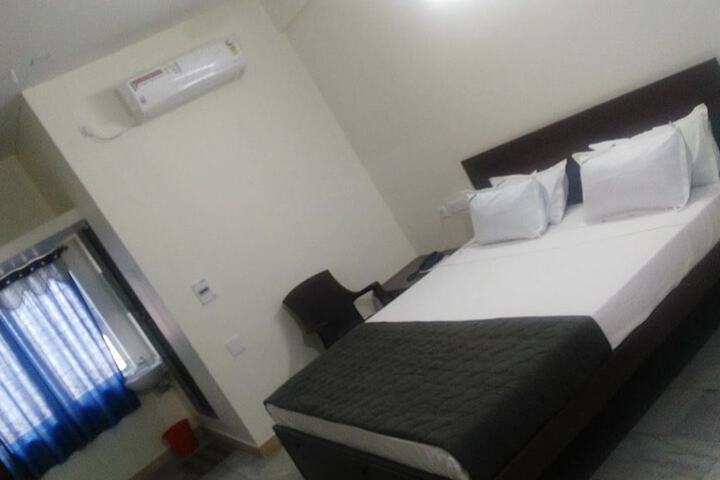 Image of Hotel Paradise inn