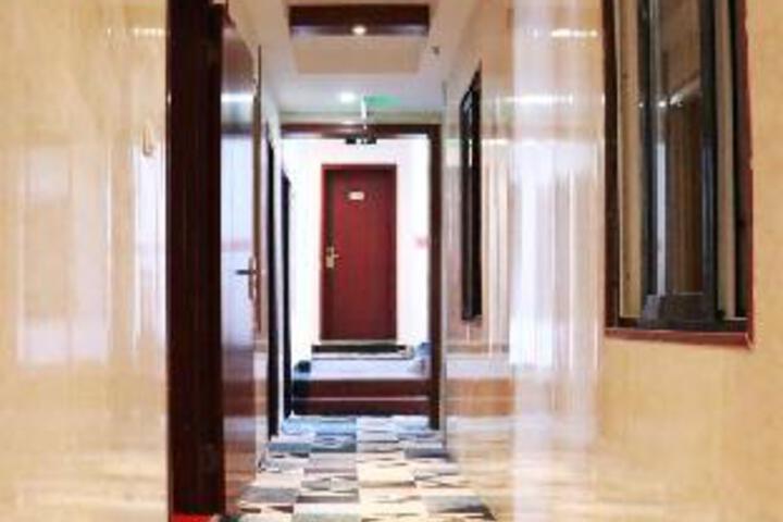 Yunhai Hotel