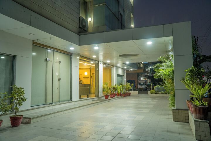 Hotel 2 of 86