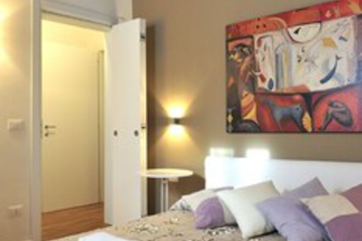 Room 17 of 22