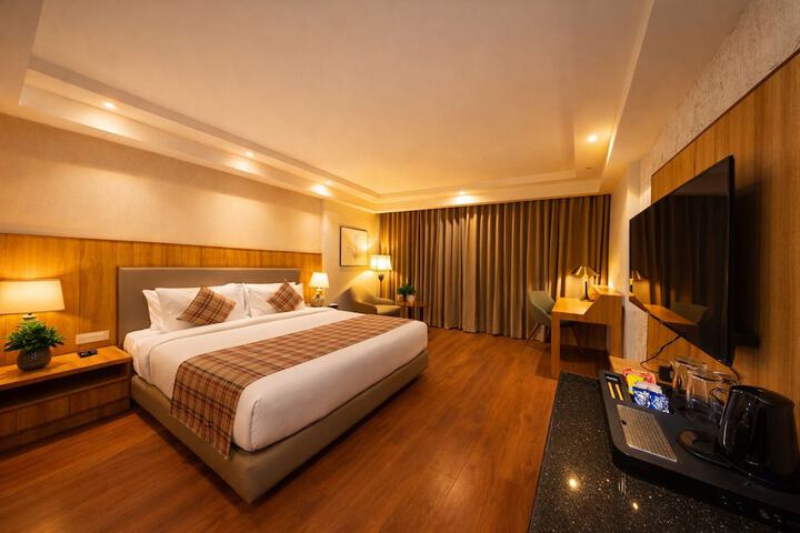Room 5 of 47