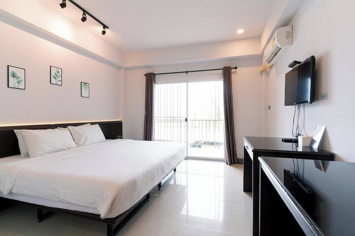 Room 19 of 39