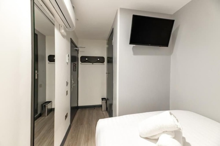 Room 31 of 59