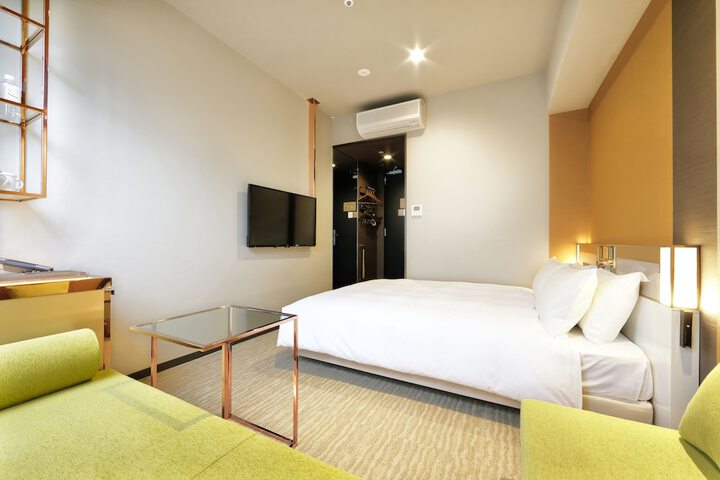 Room 8 of 56