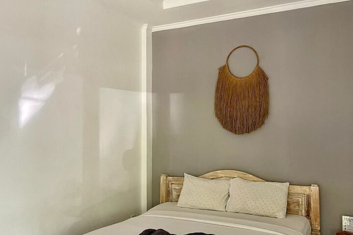Room 11 of 22