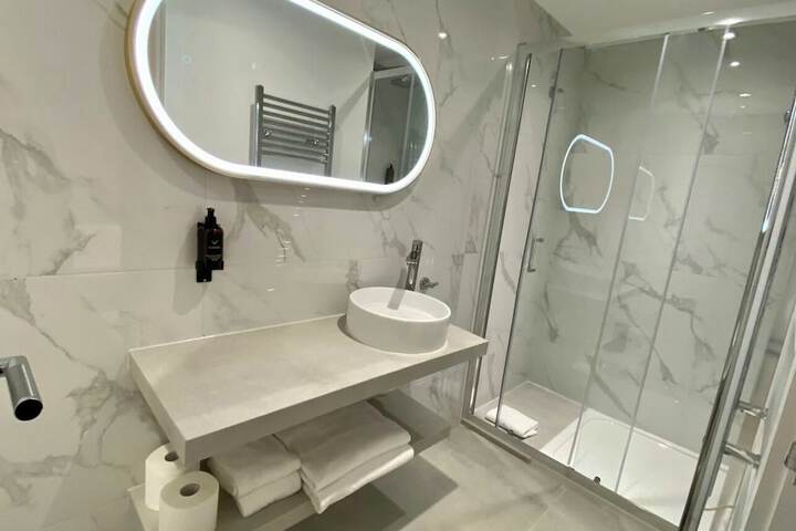Room 42 of 52