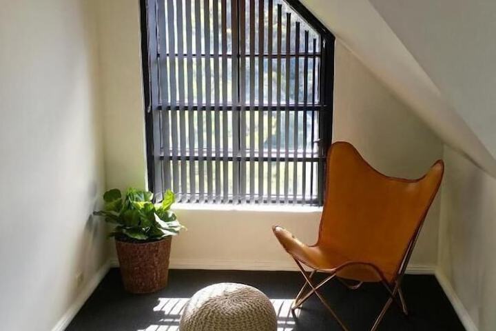 Room 30 of 90