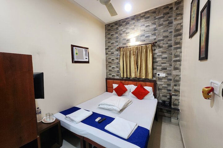 Room 43 of 111